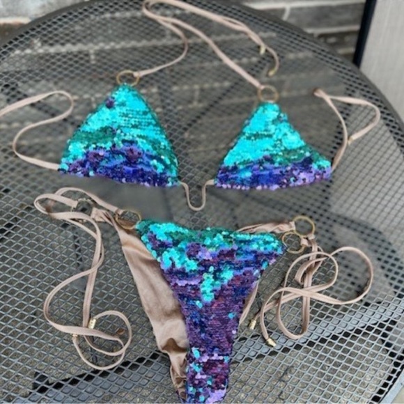 Tie Side Bottom - Beach Bunny - SMALL - New with tag - Bicolor Purple/Turquoise - Picture 9 of 12